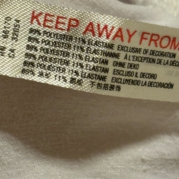 C Wonder white beaded sleeveless sweater - Picture 2 of 6